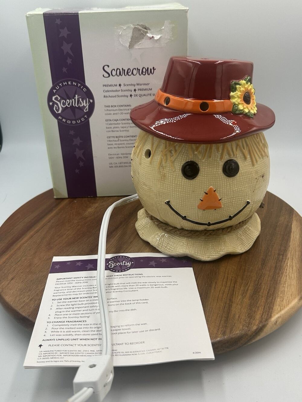 Scentsy Scarecrow Warmer Full Size Retired Fall Halloween Thanksgiving W/Box